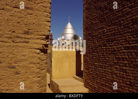 Das Mausoleum das Grab des sudanesischen Freiheitskämpfer Al-Mahdi in der Stadt Omdurman enthält. Stockfoto