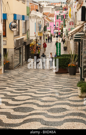 Fußgängerzone in Cascais, Portugal Stockfoto