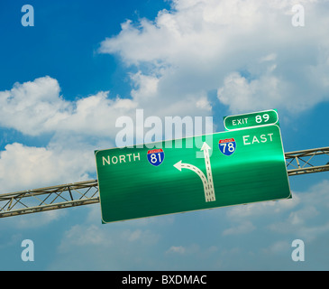 Interstate Straßenschild Stockfoto