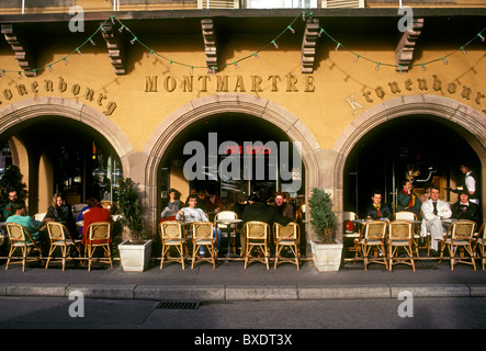 Franzosen, Touristen, Essen, Cafe, Restaurant, französische Küche, Französisch Essen und Trinken, die französische Küche, Straßburg, Elsass, Frankreich, Europa Stockfoto