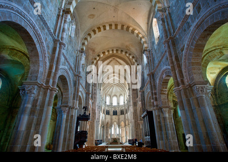 Frankreich, Yonne, Vezelay, Sainte Marie Madeleine de Vezelay Basilika als Weltkulturerbe der UNESCO gelistet Stockfoto