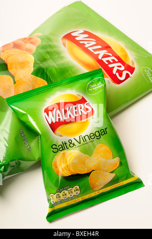 Walkers Salt & Essig knackig. Stockfoto