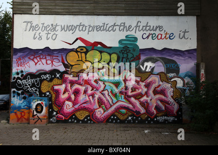 Graffiti an einer Wand in Amsterdam West Stockfoto