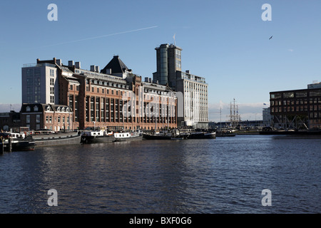 Blick auf die Silodam in Amsterdam Stockfoto