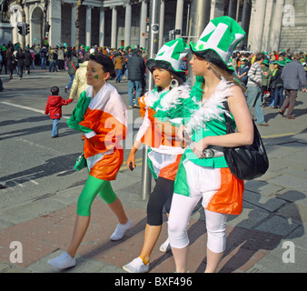 St. Patrick es Tag Zelebranten Dublin Stockfoto