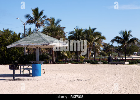 Picknicktisch am Higgs Beach, Key West, Florida USA Stockfoto