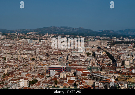 Panorama der Stadt von Kirche Notre Dame De La Garde, Marseille, Frankreich Stockfoto