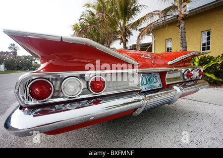 Roten Chevrolet Impala convertible Automobil, Anna Maria Island, Florida Sonnenstaat, Vereinigte Staaten von Amerika Stockfoto