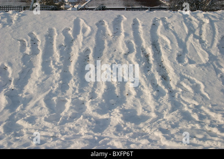 städtischen Schneelandschaft in Strood Kent Stockfoto