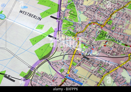 Kartographie, politische Karten, DDR, Stadtplan von Berlin, Ost-Berlin mit Grenze zu West-Berlin, 1980, Zusatzrechte-Clearences-nicht vorhanden Stockfoto