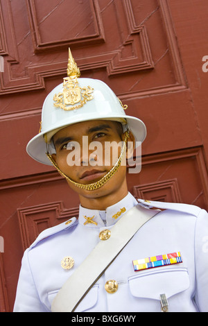 Königliche Wache an der Grand Palace in Bangkok, Thailand. Stockfoto