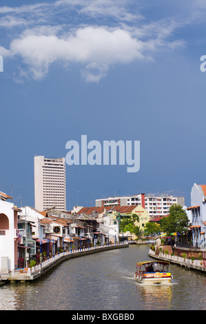 Flusskreuzfahrt in Malakka und Unesco-Welterbe-Aufstellungsorte in Malaysia. Stockfoto