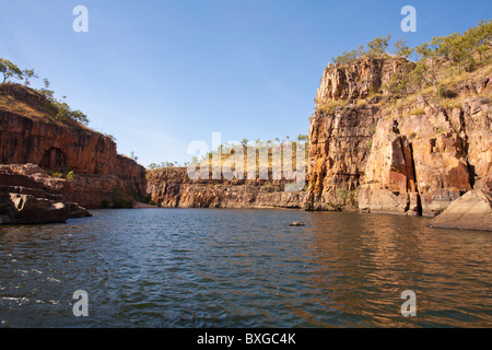 Sandstein-Klippen im Nitmiluk National Park, Kathertine, Katherine Gorge, Northern Territory Stockfoto