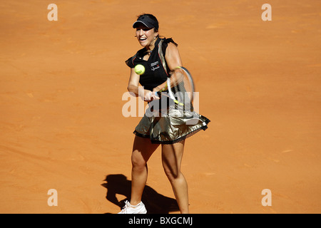 Aravane Rezai (FRA) in Aktion gegen Venus Williams bei der Frauen WTA Einzel Finale Stockfoto