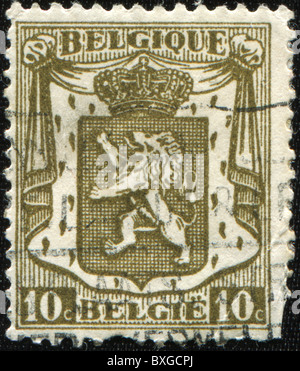 Belgien - ca. 1912: Eine Briefmarke gedruckt in Belgien zeigt belgische Wappen, ca. 1912 Stockfoto