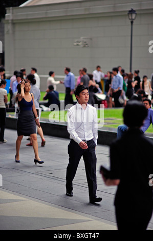 Junge Menschen Profis Raffles Place Singapur Stockfoto