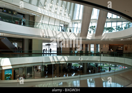 Innenraum der IFC Mall, Hong Kong Insel, China Stockfoto