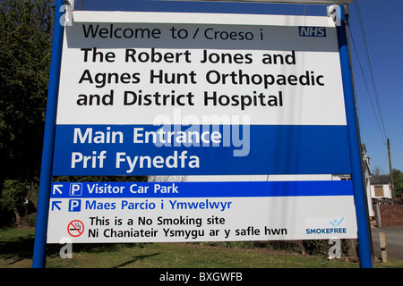 Melden Sie sich am Haupteingang der Robert Jones und Agnes Hunt Orthopaedic Hospital, Oswestry, Großbritanniens führende Orthopädische Zentrum Stockfoto