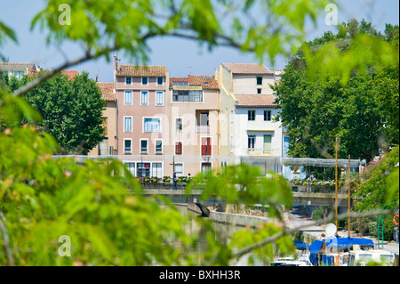 Krämerbrücke auf dem Canal De La Robine Weitergabe durch Narbonne Frankreich Stockfoto