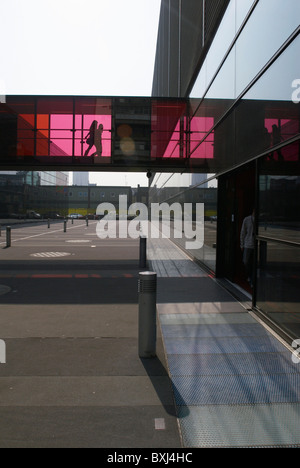 "Blizard Building" entwickelt von Will Alsop, beherbergt das Institut für Zell- und Molecular Science. Stockfoto