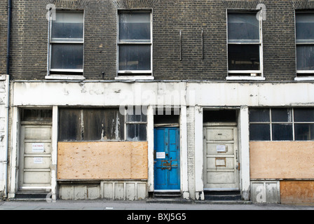 Vernachlässigte Shopfronts London UK Stockfoto