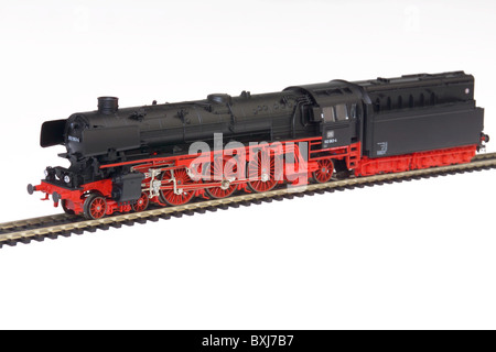 Spielzeug, Modelleisenbahn, Maerklin-Lokomotive, Typ 012, Reichsbahn, Deutschland, 1937, historisch, historisch, 1930er, 30er, 20ster Jahrhundert, Motor, Antriebsstrang, Dampfkraft, Antike, Altertümer, Spielzeug, Made in Germany, Ausschneiden, Ausschneiden, Marklin, Ausschneiden, Ausschneiden, Zusatzrechte-Freigaben-nicht vorhanden Stockfoto