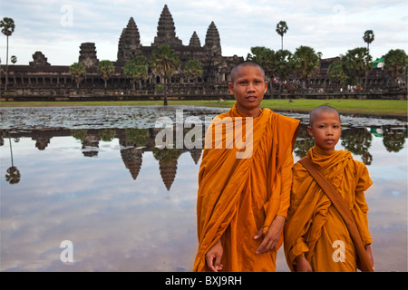 Lehrling Mönche, Angkor Wat, Siem Reap, Kambodscha Stockfoto