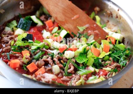 Zubereitung von Fleisch basierte Pasta-sauce Stockfoto