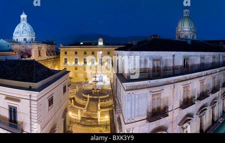 Blick über die Piazza Pretoria, Palermo, Sizilien, Italien Stockfoto