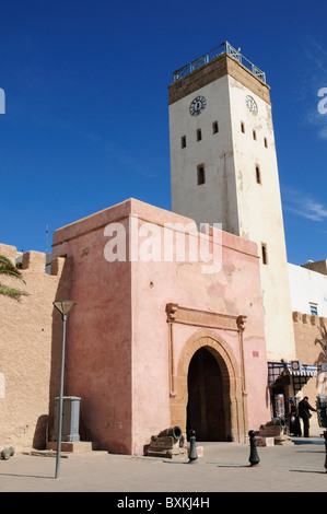 Clocktower & Tor, Ave Okba Nafia Stockfoto