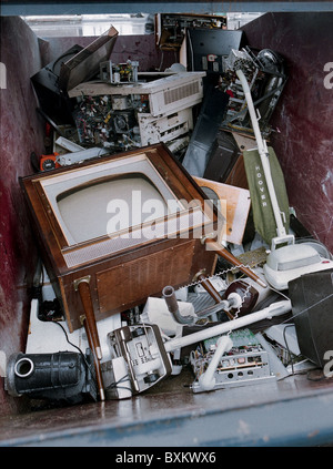 Fernsehen / Rundfunk, TV-Geräte, TV Satz Schaub Lorenz von 1961, Elektroschrott, Odelzhausen, Deutschland, historisch, historische, Technik, Stockfoto