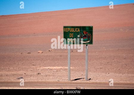 Wüste Landschaft Blick auf chilenische Grenze nach Bolivien am Hito Cajon, Südamerika. Stockfoto