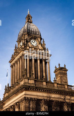 Großbritannien, England, Yorkshire, Leeds, Headrow, Leeds Town Hall, entworfen von Cuthbert Brodrick 1851 Stockfoto