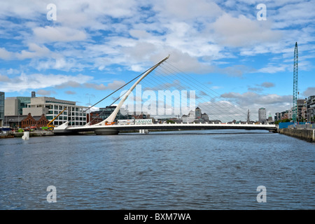 Samuel Beckett Bridge über den Fluss Liffey in Dublin Irland Stockfoto