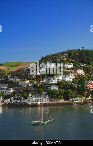 Kingswear und den Fluss Dart angesehen von Dartmouth, Devon, England, UK Stockfoto