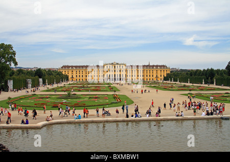 Schönbrunn / Schloss Schönbrunn, Wien. Eine ehemalige kaiserliche Sommerhaus des Hauses Habsburg Stockfoto