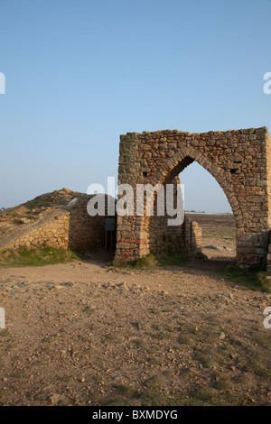 Tor zum Grosnez Castle Jersey Stockfoto