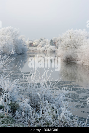 Winter am Flussufer bei Ross-on-Wye Stockfoto