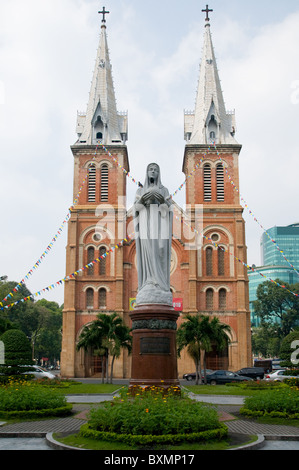 Saigon Notre-Dame Kathedrale in Ho-Chi-Minh-Stadt, Vietnam. Stockfoto