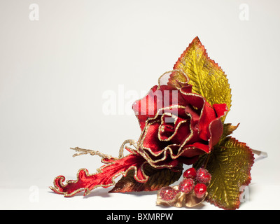 Künstliche Seide Blume rote Christrose Stockfoto