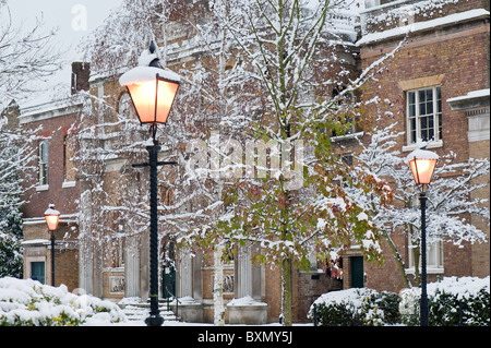 Pitzhanger Manor House in Walpole Park schneebedeckt, Ealing, London, Vereinigtes Königreich Stockfoto