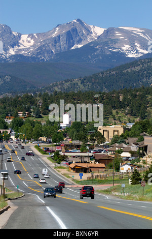 Die Stadt von Estes Park am Eingang zum Rocky Mountain National Park in Colorado, USA. Stockfoto