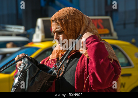 Porträt des einzigartigen interessante Person auf Stadtstraße in n Francisco CA USA Stockfoto