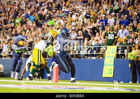 NFL-Football-teams der Seattle Seahawks spielen Grüne Bucht-Verpacker Stockfoto