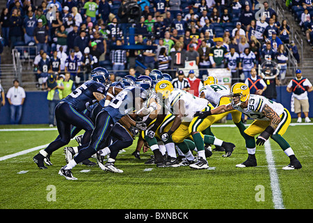 Seattle Seahawks Fußballspielen gegen die Green Bay Packers während eines NFL-Spiels Stockfoto