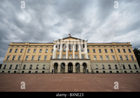 Norwegischen Königspalast von Oslo Stockfoto