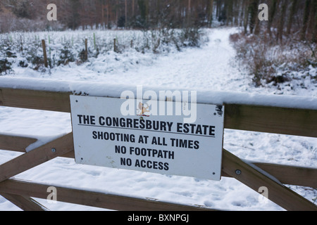 Melden Sie bezeichnenden Fußgänger keine weiteren Vergangenheit dieses Tor aus dem Nachlaß Congresbury in North Somerset gehen. Stockfoto