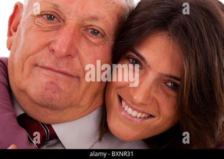 glücklicher Vater und Tochter gab eine Zärtlichkeit Umarmung Stockfoto
