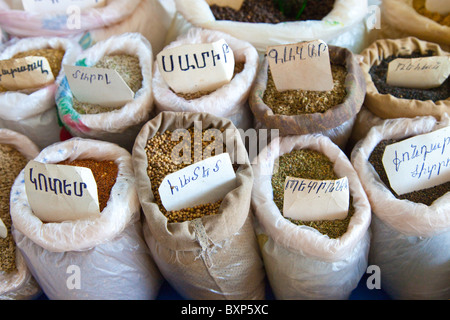 Lebensmittelmarkt oder Shuka in Vanadzor Armenien Stockfoto