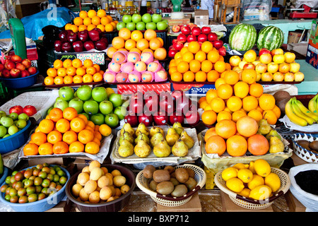 Lebensmittelmarkt oder Shuka in Vanadzor Armenien Stockfoto
